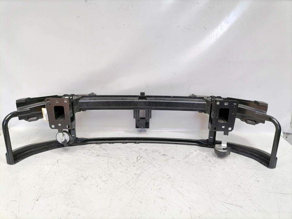 VW Passat B9 original Träger Verstätkung Stossfänger vorn Bj.2024